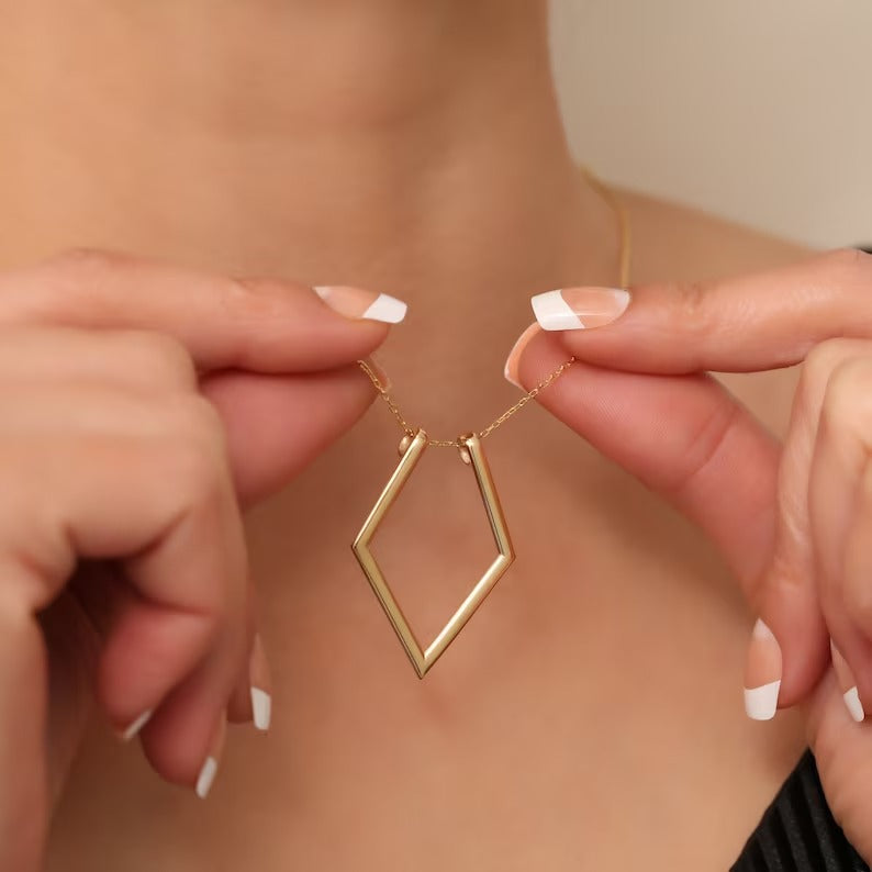 Collar de lujo porta anillos